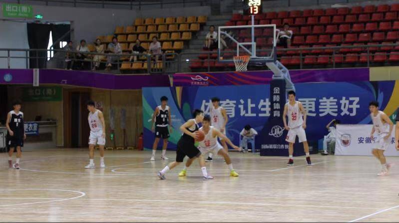 1721612571365617.jpg 篮球赛3.jpg