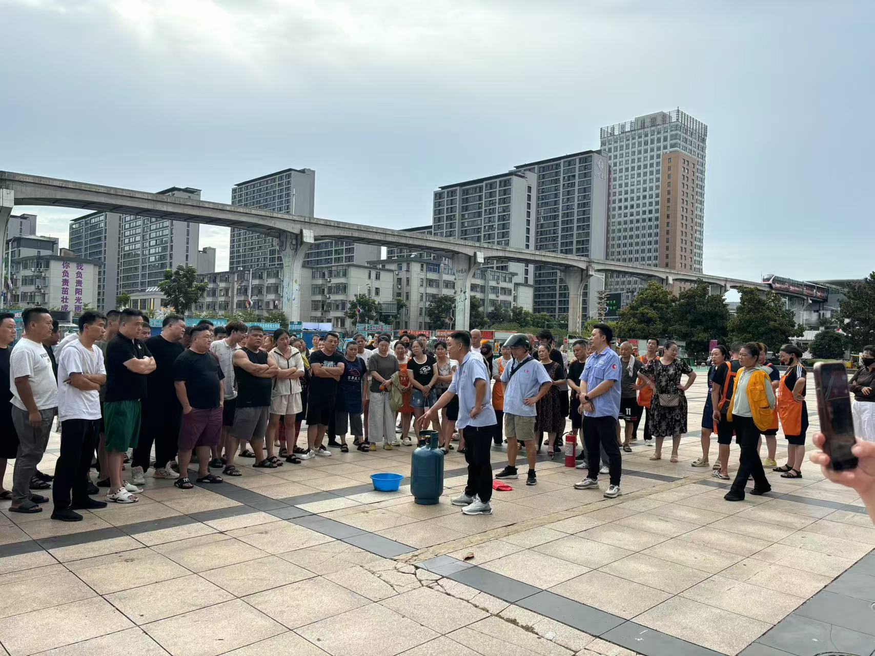 1752045544370257.jpg 夜市 (1).jpg